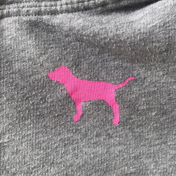 Victoria’s Secret PINK Chicago sweatshirt - Picture 2 of 5